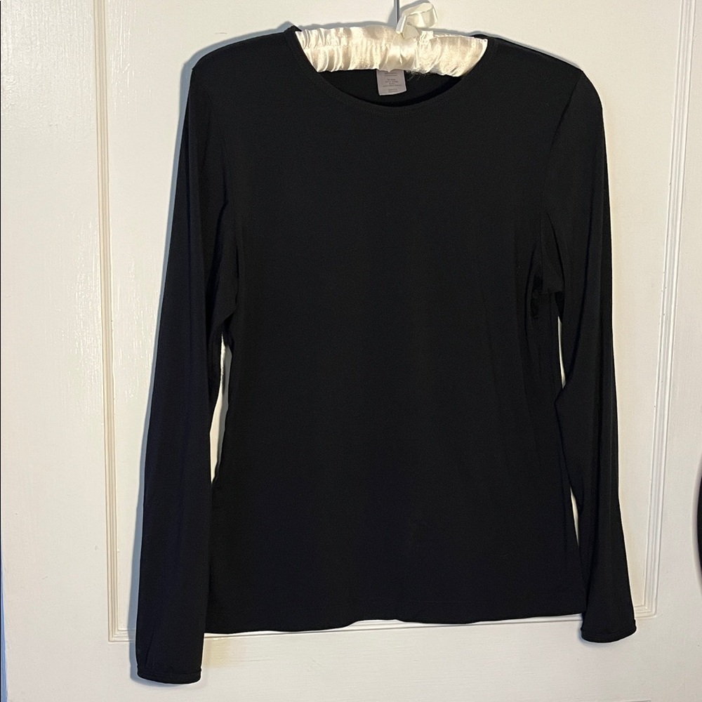 Classic Black Long Sleeve layering T-shirt size medium